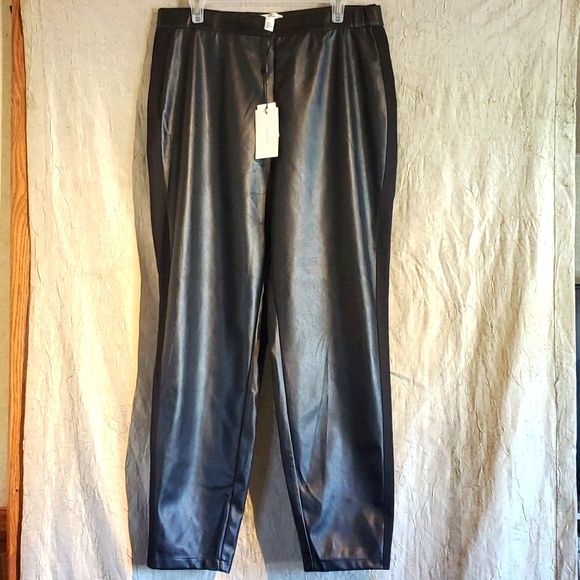 12. NWT Halston  Pants - Picture 2 of 6